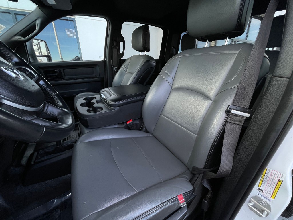 2023 RAM 2500 Image 12