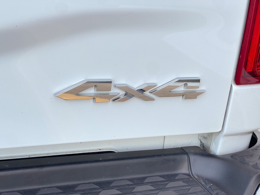 2023 RAM 2500 Image 37