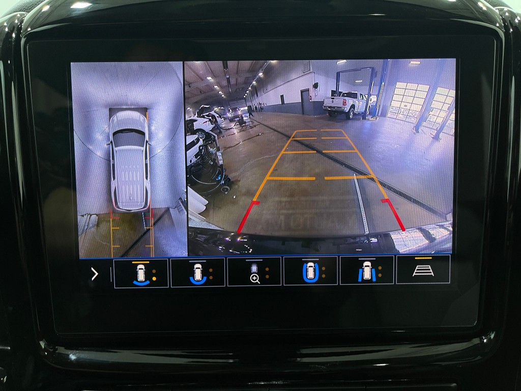 2020 Chevrolet Traverse Image 11