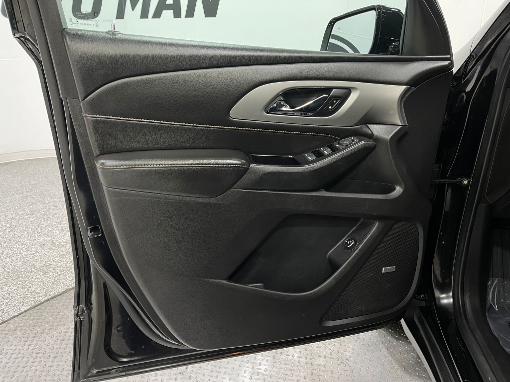 2020 Chevrolet Traverse Image 16