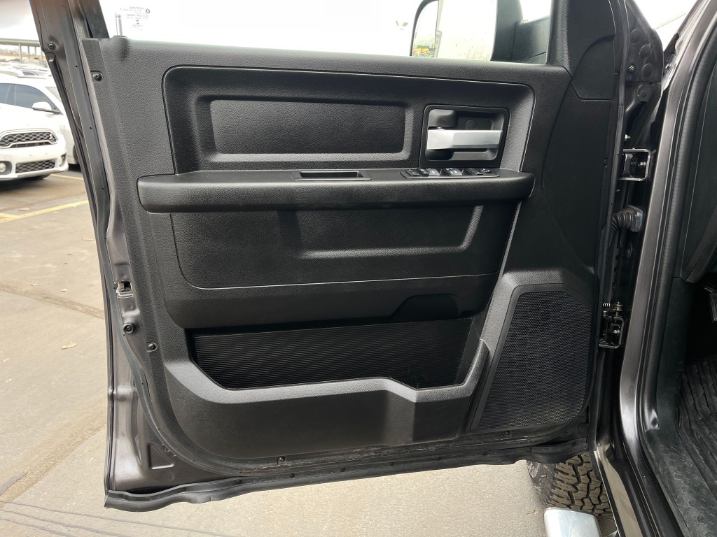 2019 RAM 2500 Image 12