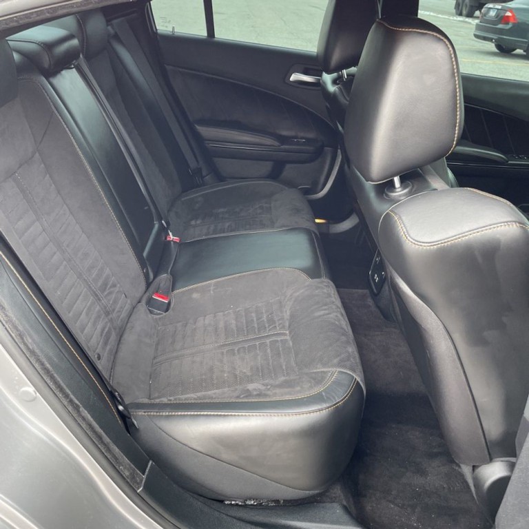 2018 Dodge Charger Image 9