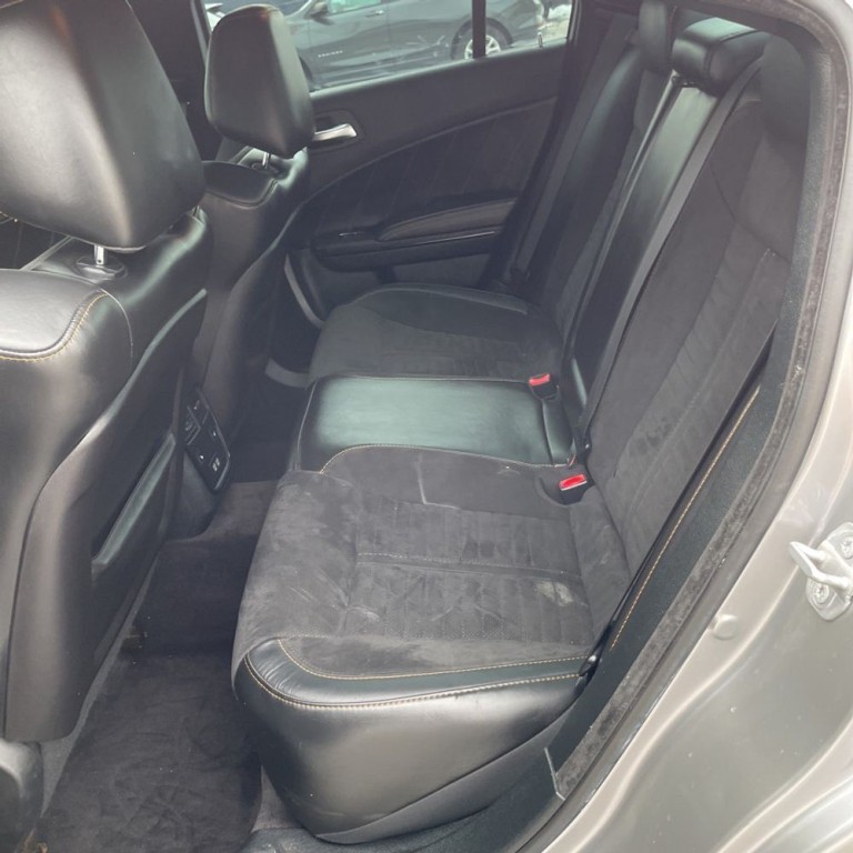 2018 Dodge Charger Image 10