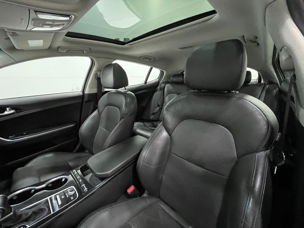 2018 Kia Stinger Image 13