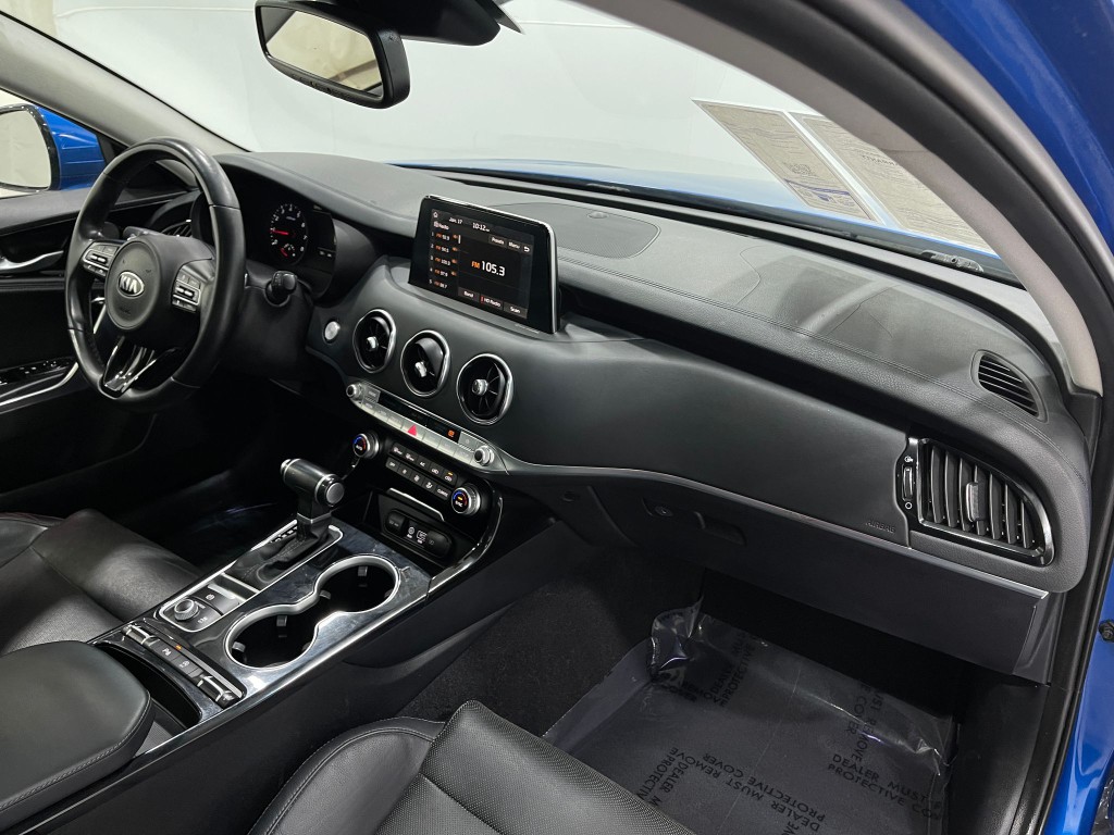 2018 Kia Stinger Image 19