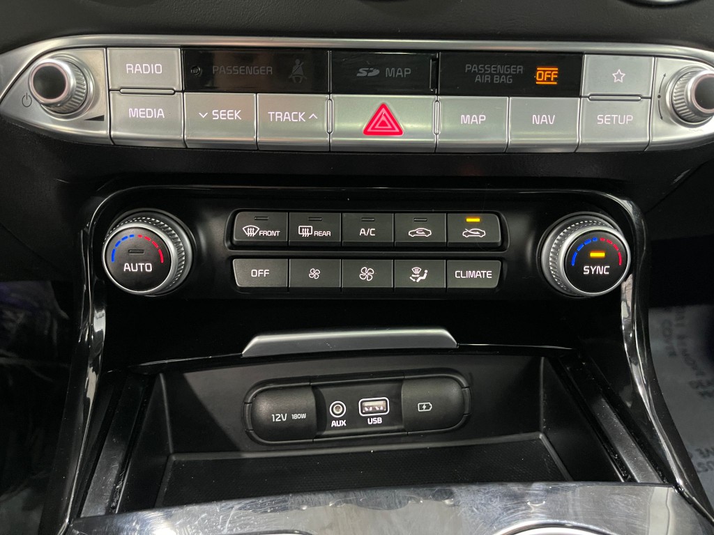 2018 Kia Stinger Image 24