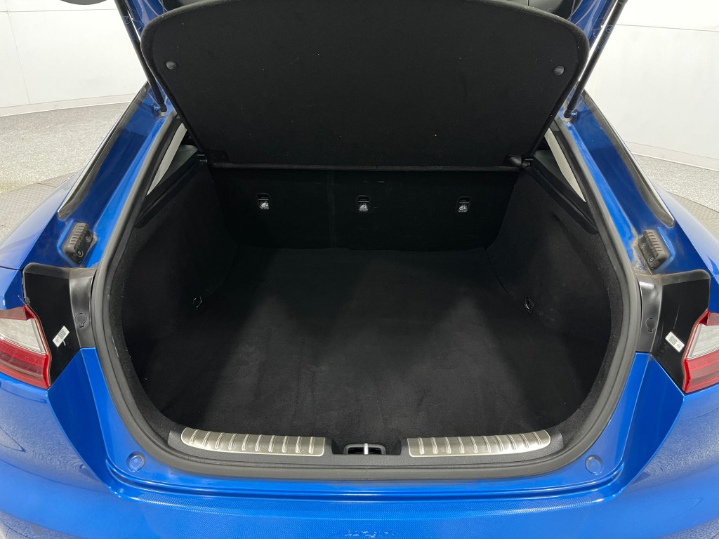 2018 Kia Stinger Image 27