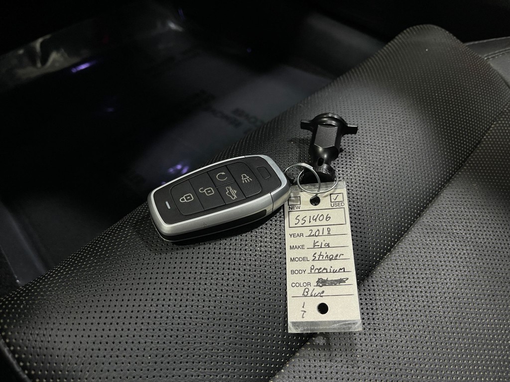 2018 Kia Stinger Image 36