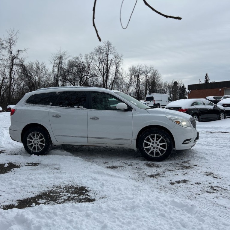 2017 Buick Enclave Image 3
