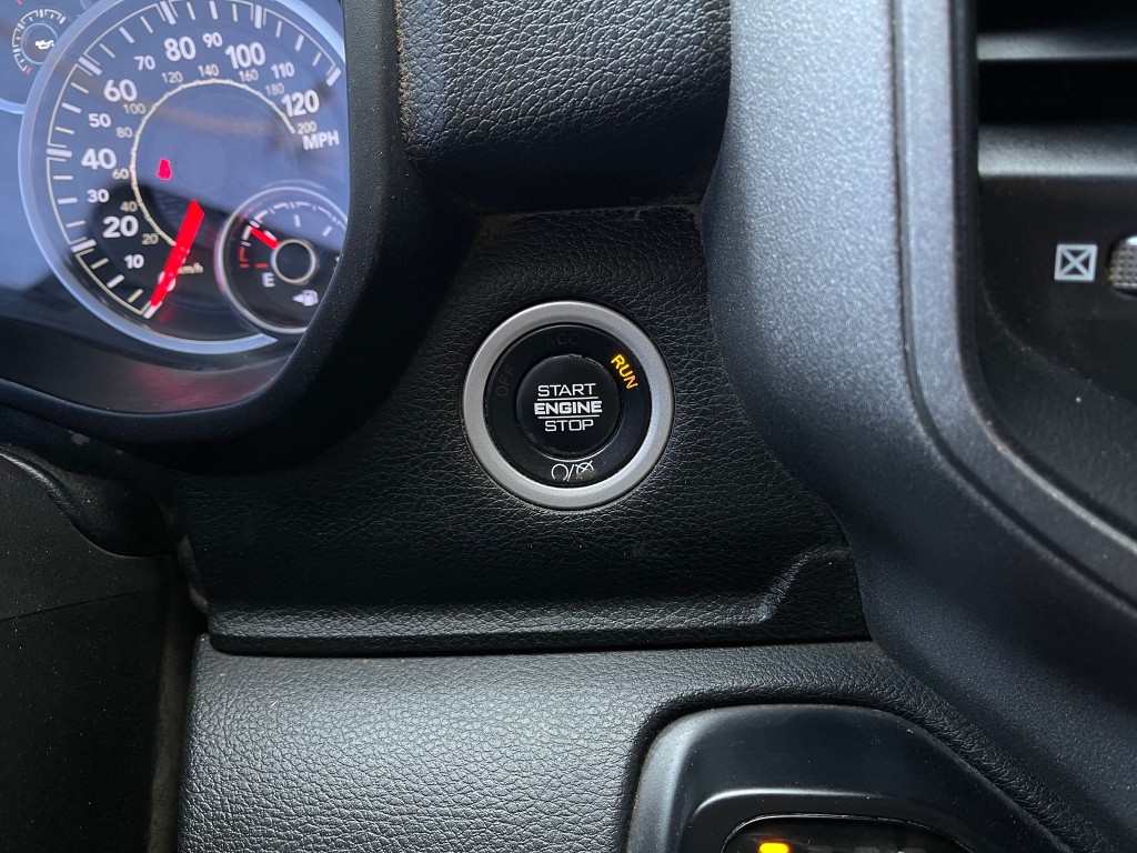 2021 RAM 2500 Image 17