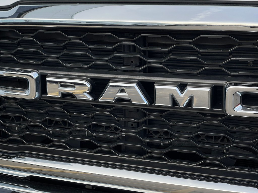 2021 RAM 2500 Image 33