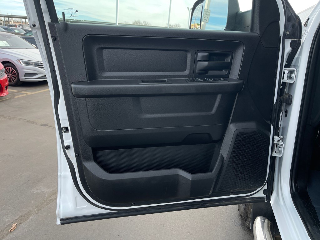 2018 RAM 2500 Image 11