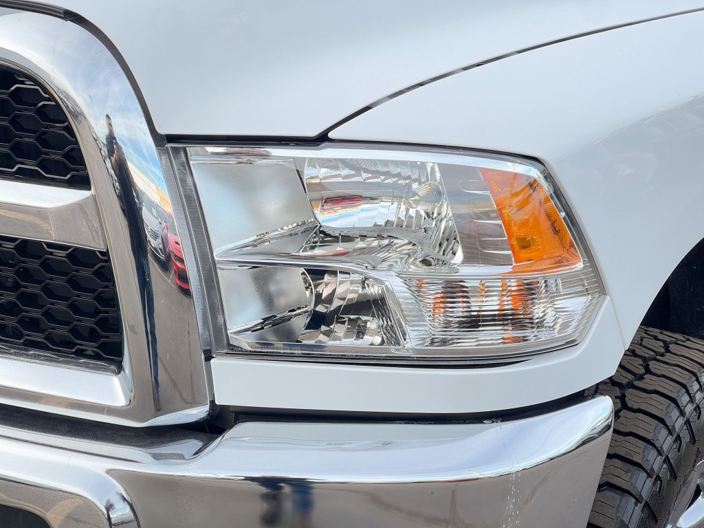 2018 RAM 2500 Image 28