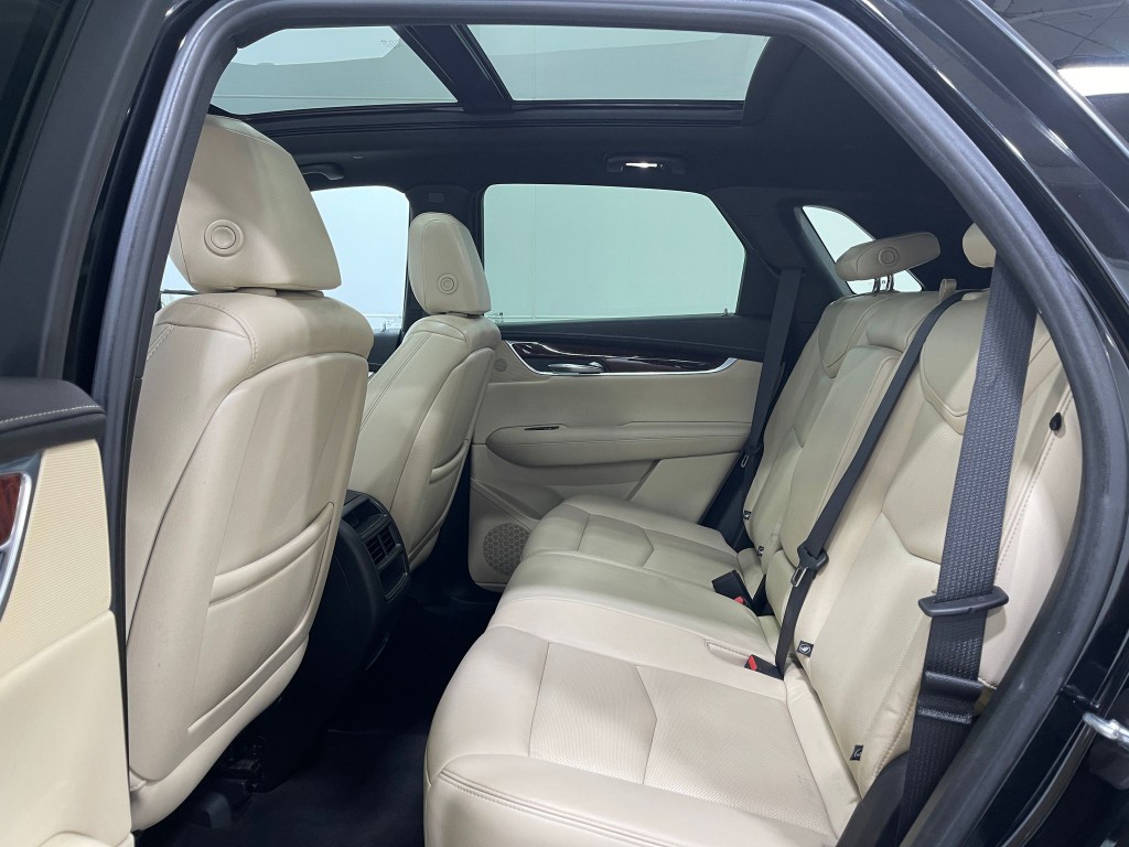 2018 Cadillac XT5 Image 32