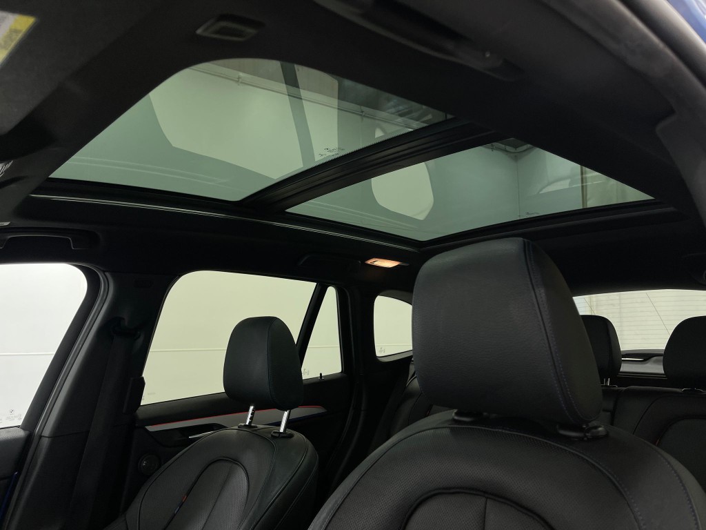 2017 BMW X1 Image 12