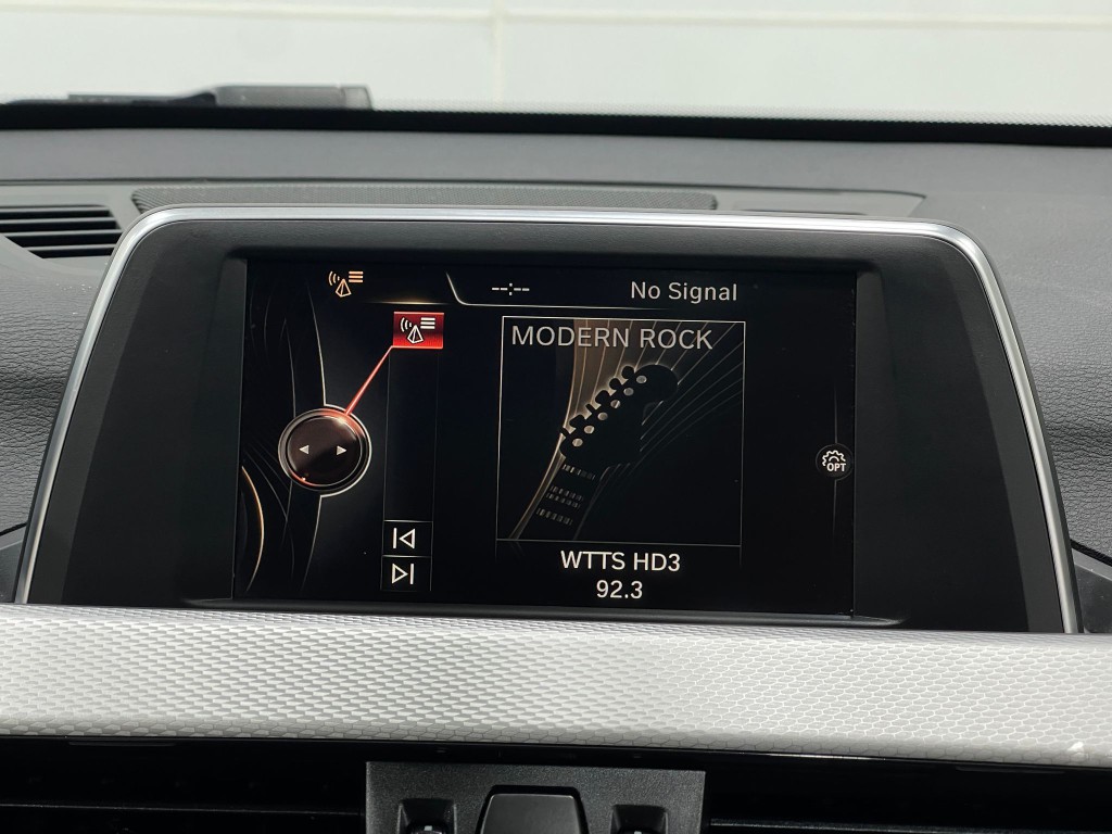 2017 BMW X1 Image 25