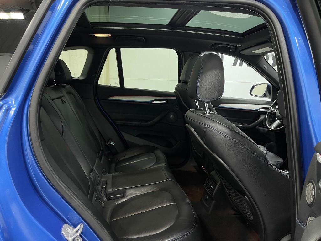 2017 BMW X1 Image 32