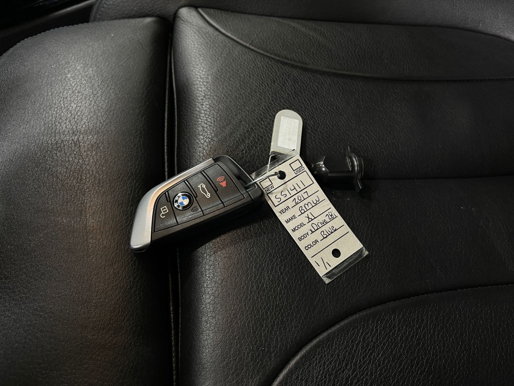 2017 BMW X1 Image 38