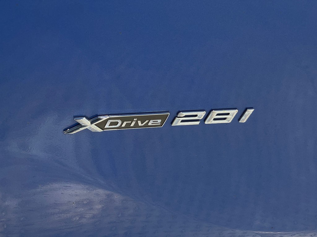 2017 BMW X1 Image 40