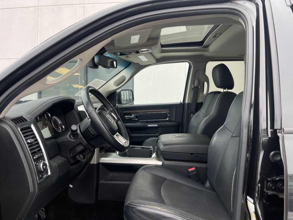 2016 RAM 2500 Image 12