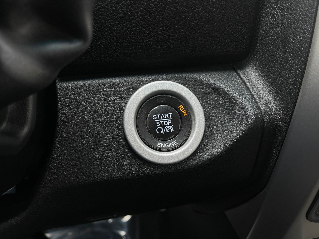 2016 RAM 2500 Image 20