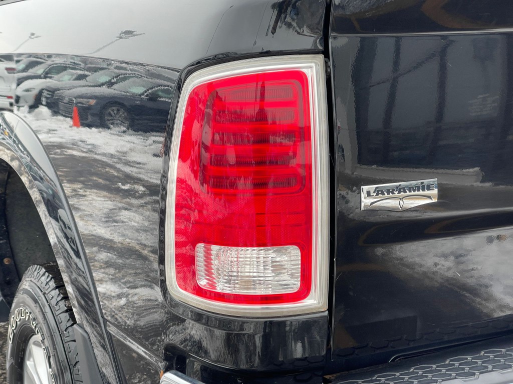 2016 RAM 2500 Image 33