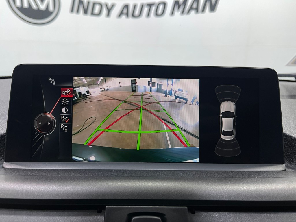 2016 BMW 2 Series Image 11