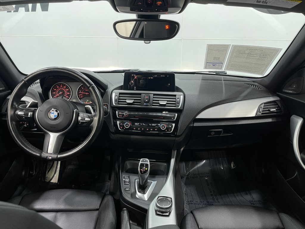 2016 BMW 2 Series Image 21
