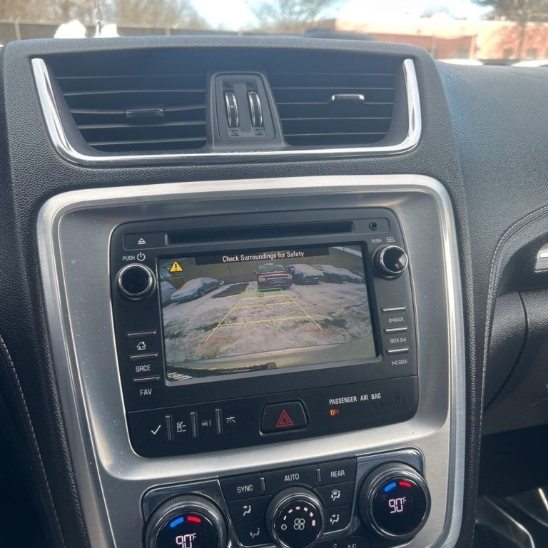 2015 GMC Acadia Image 12