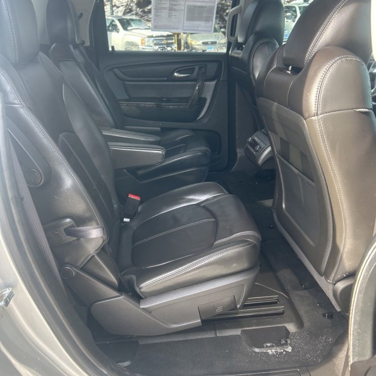 2015 GMC Acadia Image 13