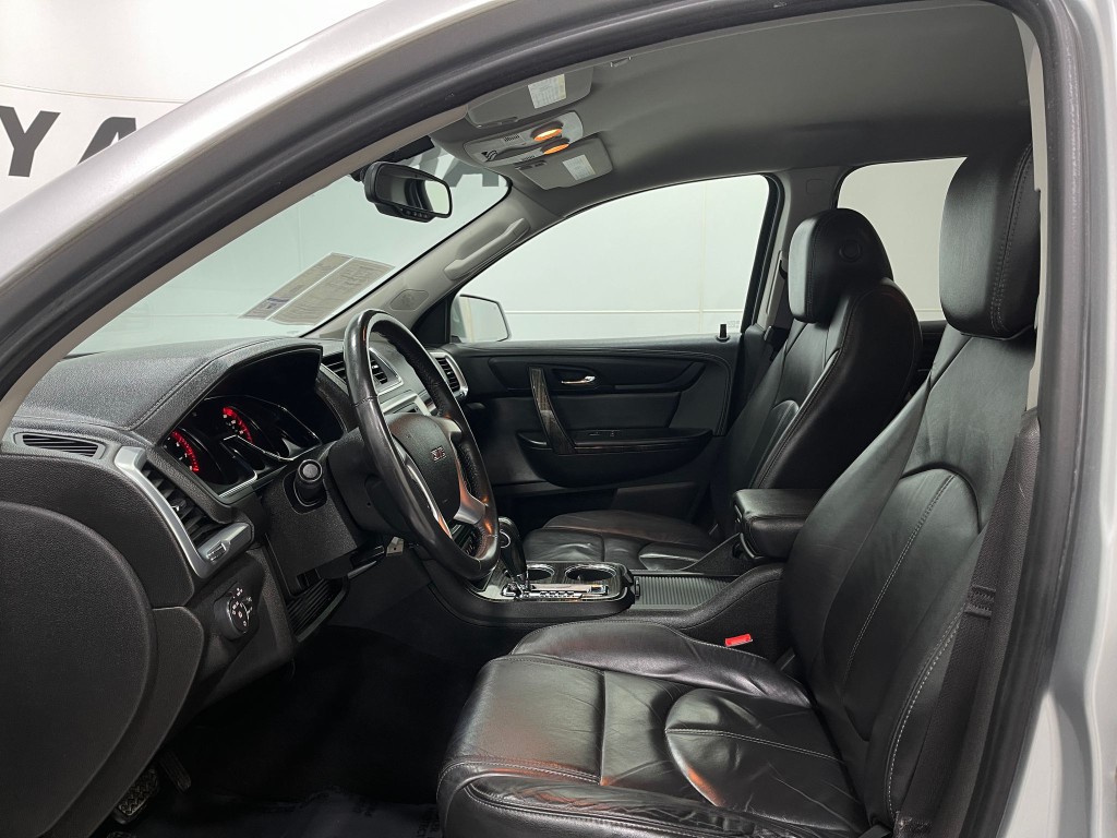 2015 GMC Acadia Image 12