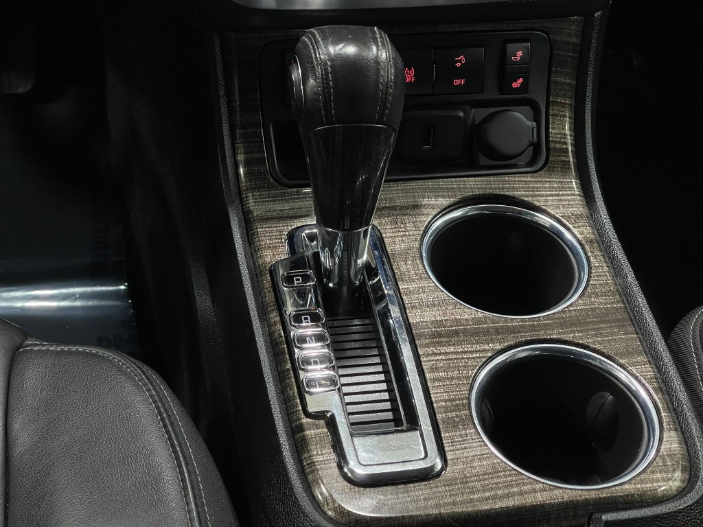 2015 GMC Acadia Image 28