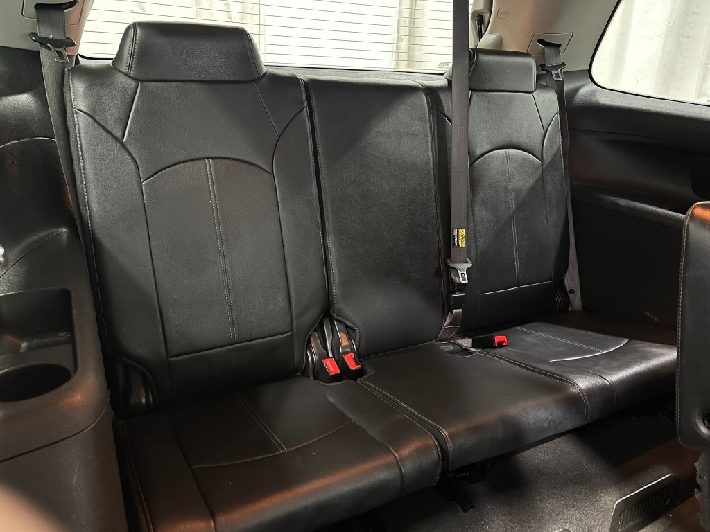 2015 GMC Acadia Image 31