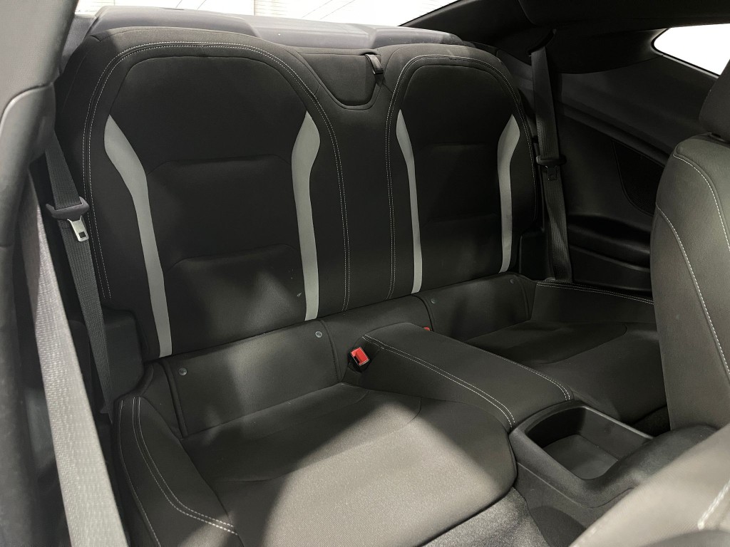 2022 Chevrolet Camaro Image 27