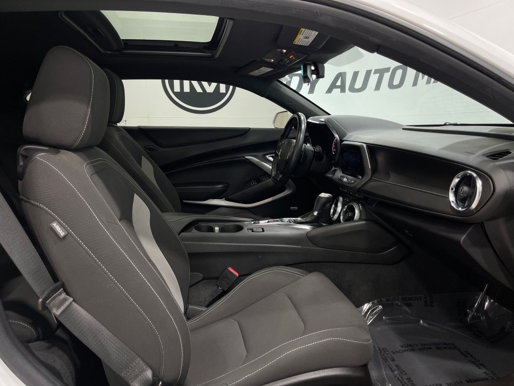 2022 Chevrolet Camaro Image 28