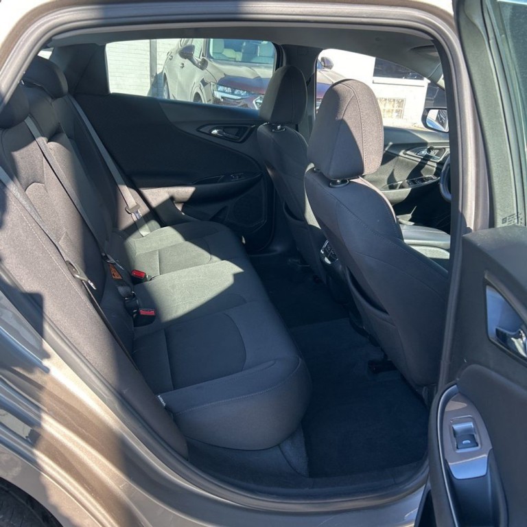 2022 Chevrolet Malibu Image 13