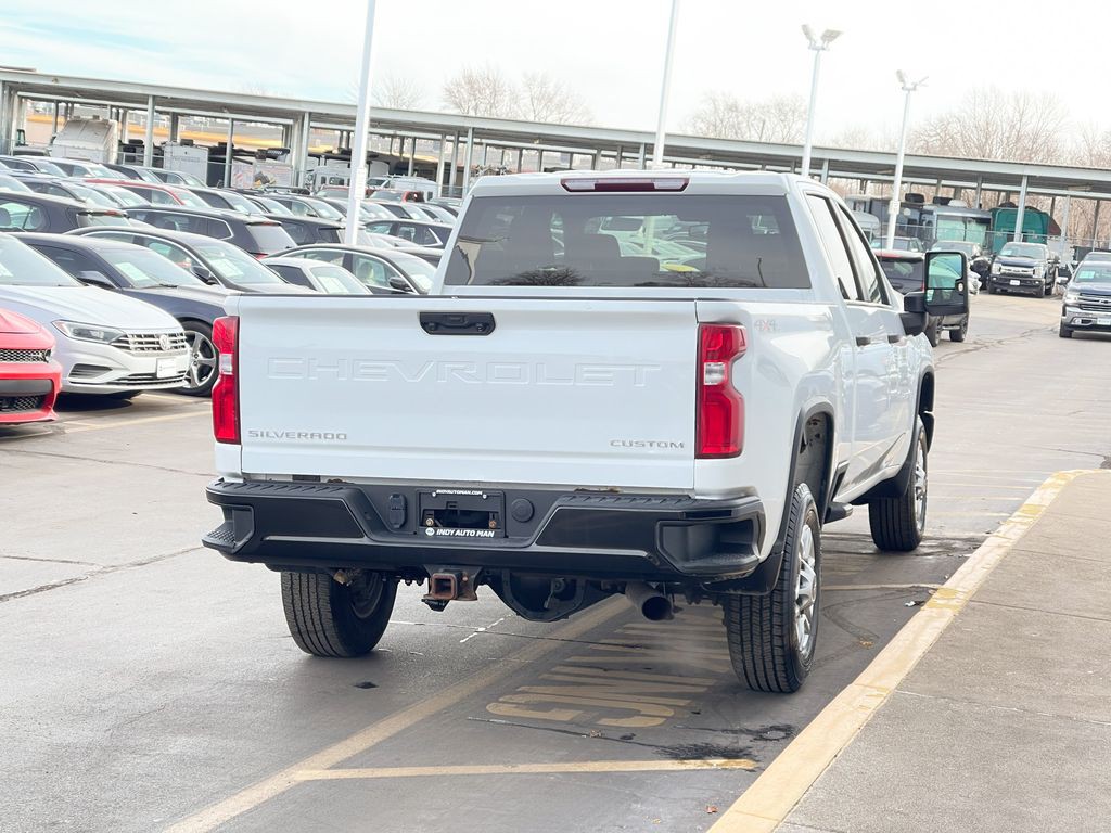 2021 Chevrolet Silverado 1500 Image 3