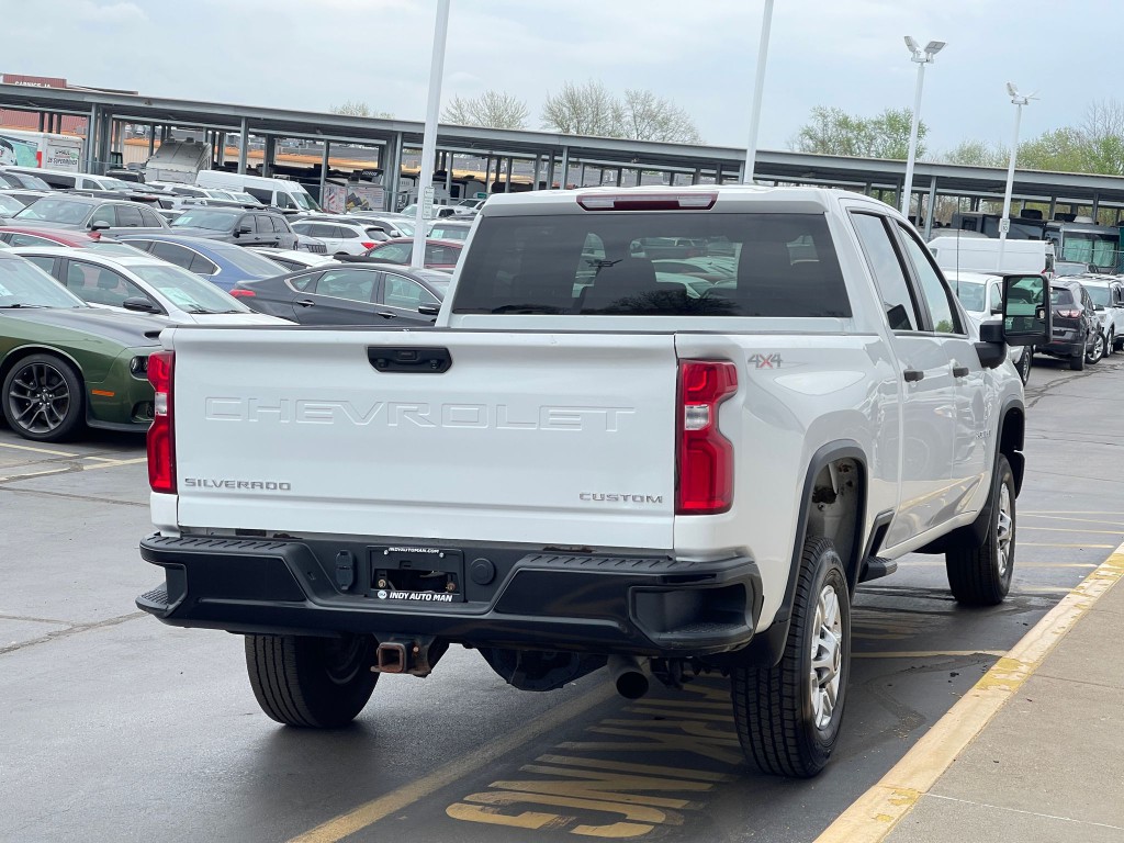 2021 Chevrolet Silverado 1500 Image 3