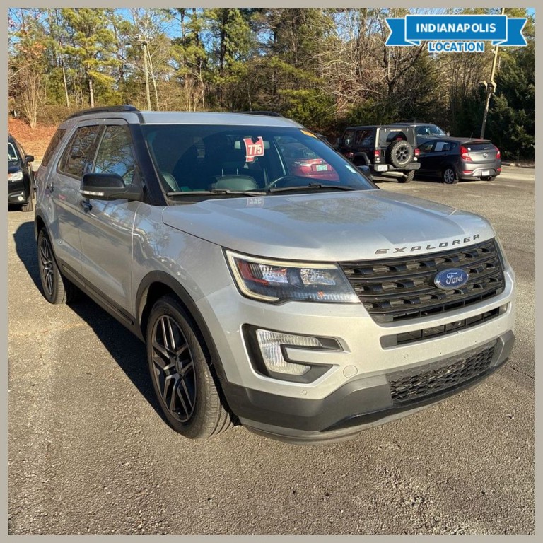 2017 Ford Explorer Image 1