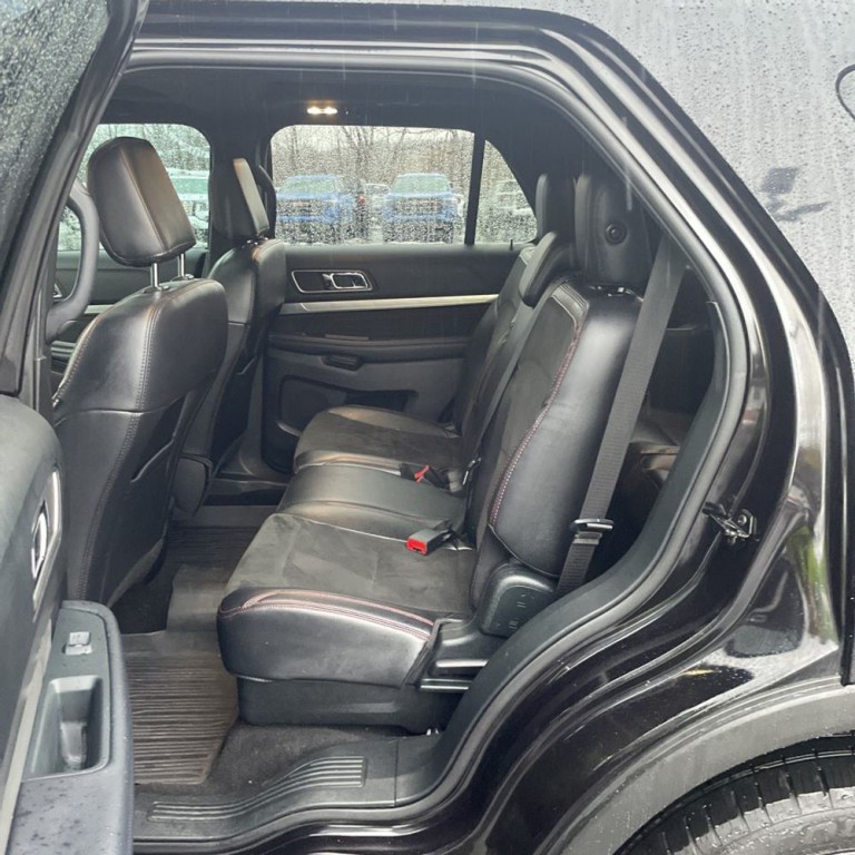 2019 Ford Explorer Image 8