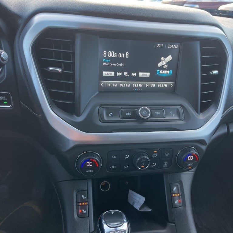 2018 GMC Acadia Image 9