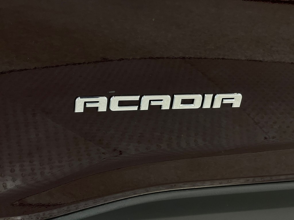 2018 GMC Acadia Image 40