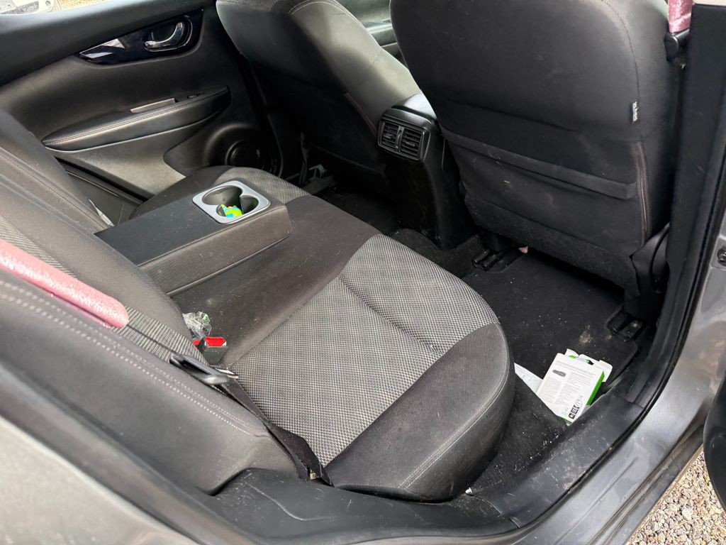 2018 Nissan Rogue Image 6