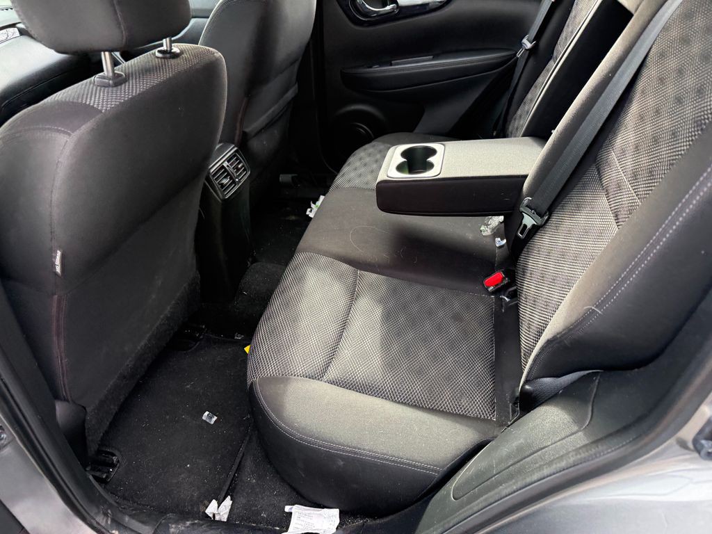 2018 Nissan Rogue Image 7