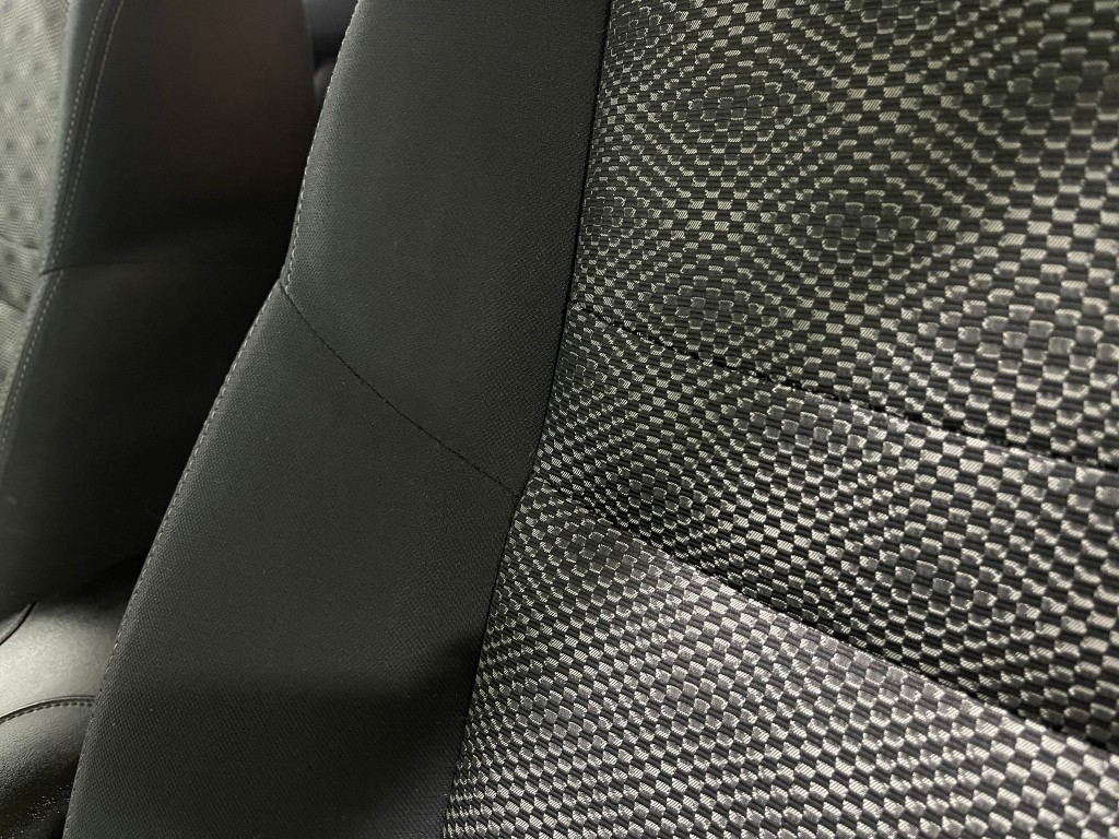 2018 Nissan Rogue Image 16