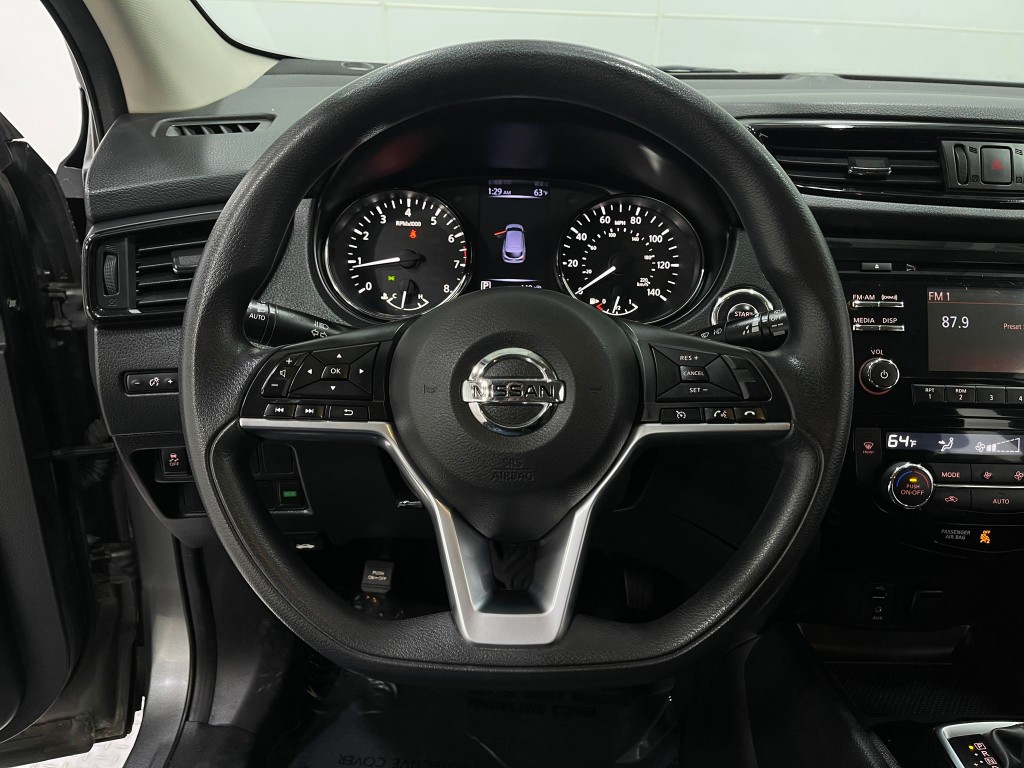 2018 Nissan Rogue Image 20