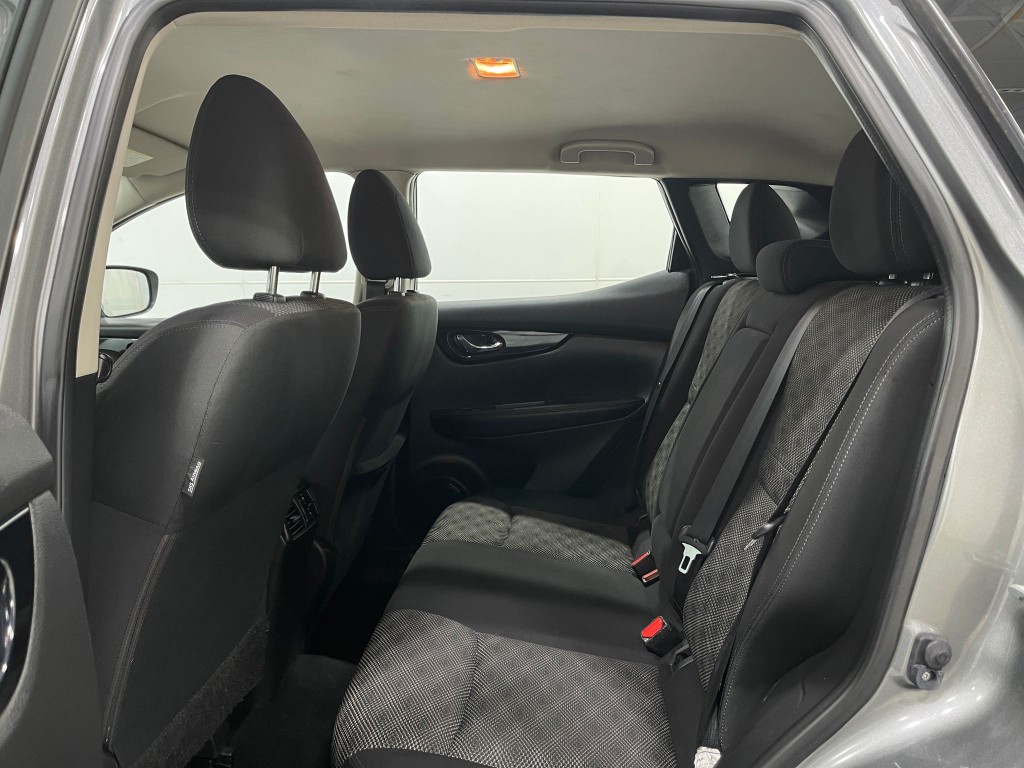 2018 Nissan Rogue Image 27