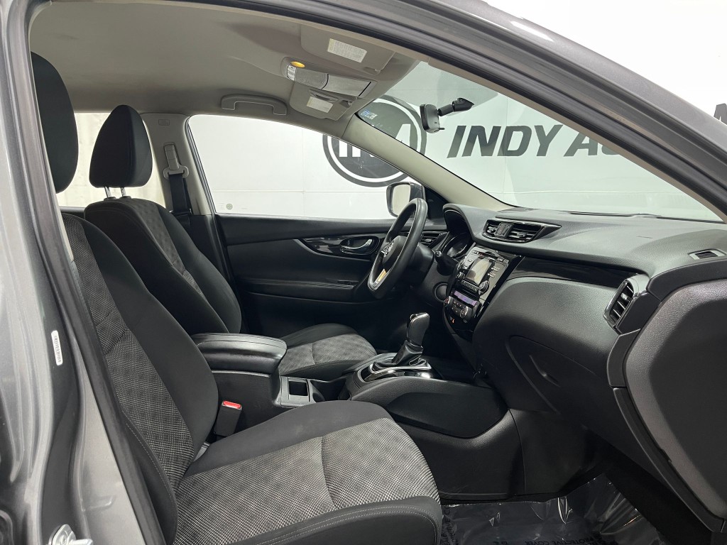 2018 Nissan Rogue Image 29