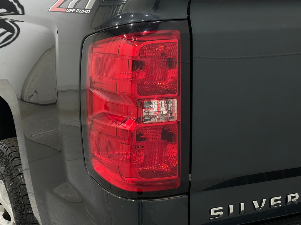 2018 Chevrolet Silverado 1500 Image 33