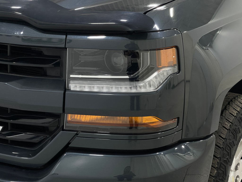 2018 Chevrolet Silverado 1500 Image 32